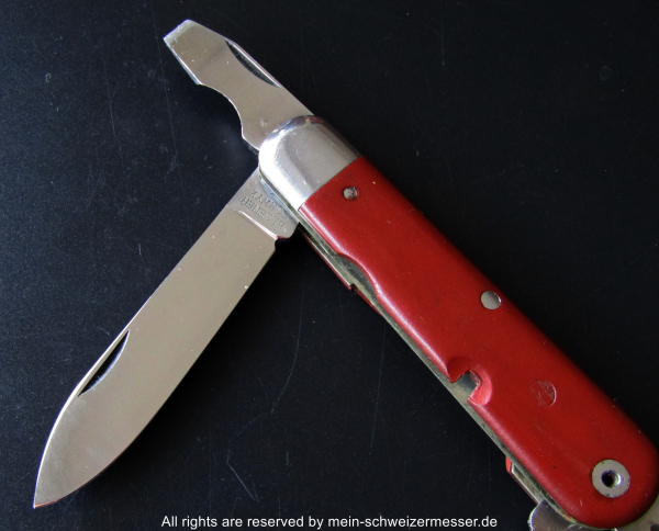 Original Swiss Army Knife Victorinox Elsener Model 1951 with year of issue 1956